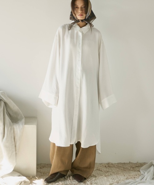 Libra Cue（リブラ キュー）の「ロングシャツワンピース（シャツワンピース・レディース・ホワイト/ブラック・FREE）」の3枚目の写真