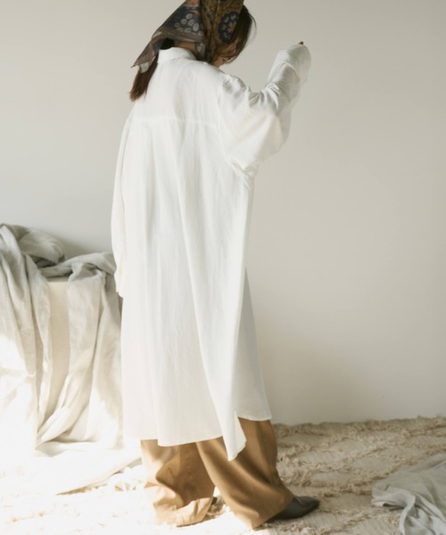 Libra Cue（リブラ キュー）の「ロングシャツワンピース（シャツワンピース・レディース・ホワイト/ブラック・FREE）」の4枚目の写真