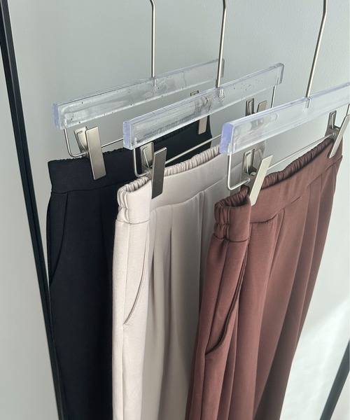 PILIT（ピリット）の「ポンチタックカーブパンツ（その他パンツ・レディース・アイボリー/ブラック/ブラウン・MEDIUM）」の12枚目の写真