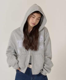 TINA：JOJUN（ティーナジョジュン）の「裏起毛 ロゴパッチワーク フーディー TINA：JOJUN（パーカー）」
