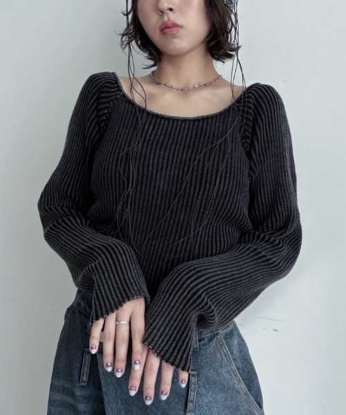 VACANCY(ヴァカンシー)の「ウォッシュ加工スクエアネックリブトップス(Tシャツ/カットソー・レディース・ダークブルー/ブラウン/ブラック・FREE)」の2枚目の写真