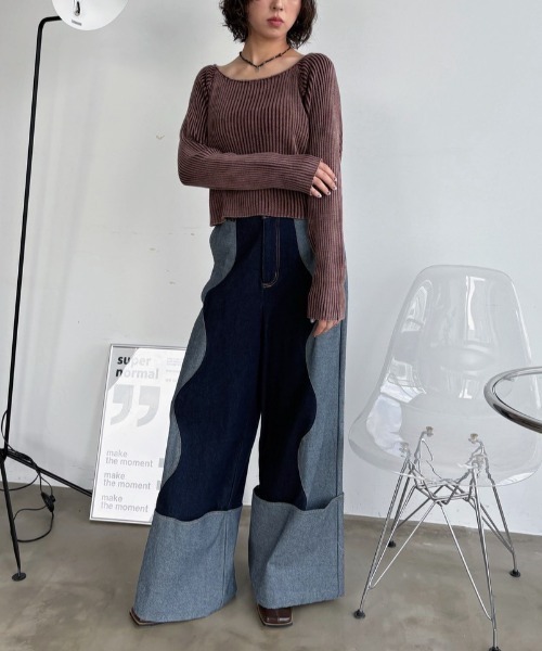 VACANCY(ヴァカンシー)の「ウォッシュ加工スクエアネックリブトップス(Tシャツ/カットソー・レディース・ダークブルー/ブラウン/ブラック・FREE)」の9枚目の写真