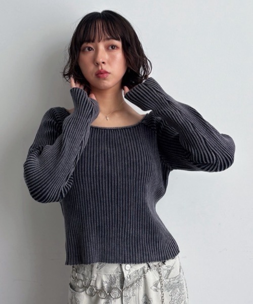 VACANCY(ヴァカンシー)の「ウォッシュ加工スクエアネックリブトップス(Tシャツ/カットソー・レディース・ダークブルー/ブラウン/ブラック・FREE)」の12枚目の写真
