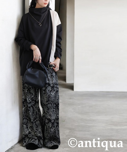 antiqua(アンティカ)の「アシメデザイン バイカラー トップス(Tシャツ/カットソー・レディース・ブラック・ONESIZE)」の2枚目の写真