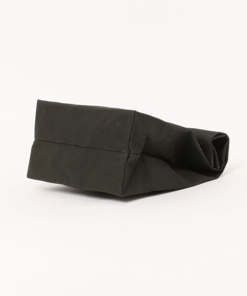 Carhartt WIP(カーハートダブリューアイピー)の「【Carhartt WIP / カーハートダブリューアイピー】LUNCH BAG(ポーチ・メンズ・オリーブ・FREE)」の4枚目の写真