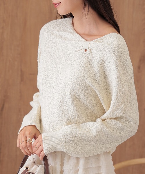 SUWDEE(スーディー)の「ribbon motif knit pullover(ニット/セーター・レディース・キャメル/ブラック/アイボリー・FREE)」の6枚目の写真