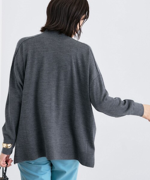 INDIVI（インディヴィ）の「【洗える／毛玉になりにくい】エクストラファインウール ハイネックニット（ニット/セーター・レディース・ブラック/ライトブルー/チャコール/ボルドー・05/13/15 /34/38）」の5枚目の写真