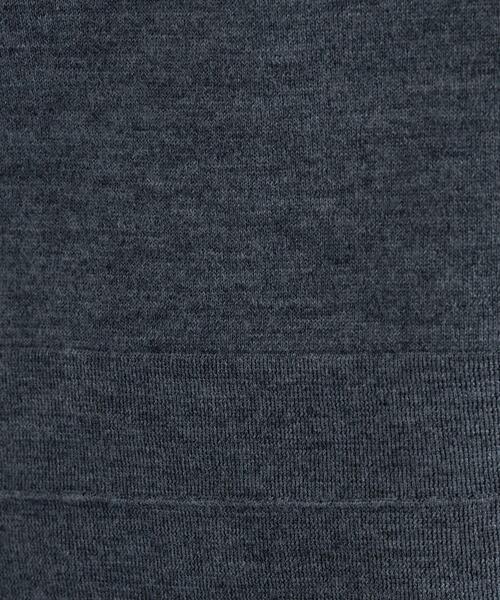 INDIVI（インディヴィ）の「【洗える／毛玉になりにくい】エクストラファインウール ハイネックニット（ニット/セーター・レディース・ブラック/ライトブルー/チャコール/ボルドー・05/13/15 /34/38）」の7枚目の写真