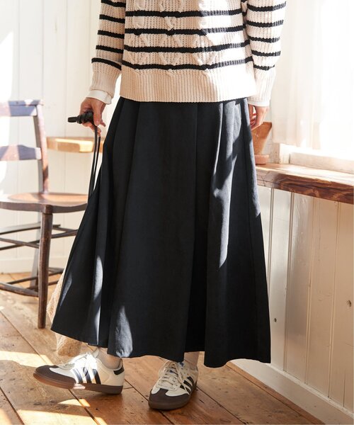 LBC（エルビーシー）の「ピーチツイルベルトタックスカート（スカート・レディース・ブラック/カーキ/アイボリー/グレイッシュベージュ・M）」の17枚目の写真