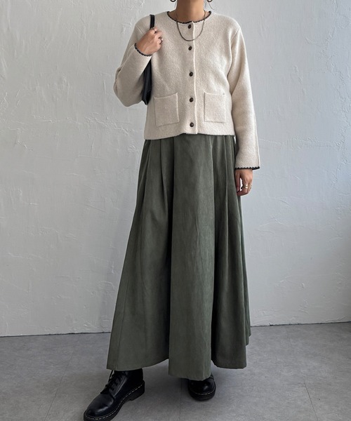 LBC（エルビーシー）の「ピーチツイルベルトタックスカート（スカート・レディース・ブラック/カーキ/アイボリー/グレイッシュベージュ・M）」の14枚目の写真