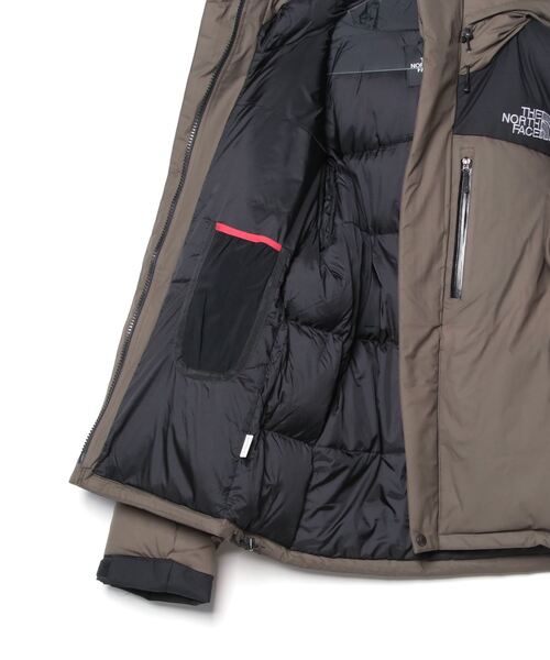 THE NORTH FACE(ザノースフェイス)の「THE NORTH FACE BALTRO LIGHT JACKET ND92340(ダウンジャケット/コート・メンズ・ブラック/オリーブ・L/XL/M)」の13枚目の写真
