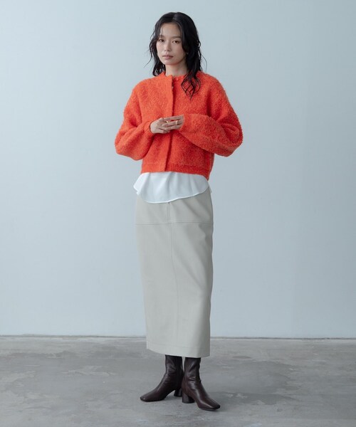 GALLEST（ギャレスト）の「【セットアップ対応】シンセティックレザースカート（スカート・レディース・ベージュ/ブラック・36/38/40）」の3枚目の写真