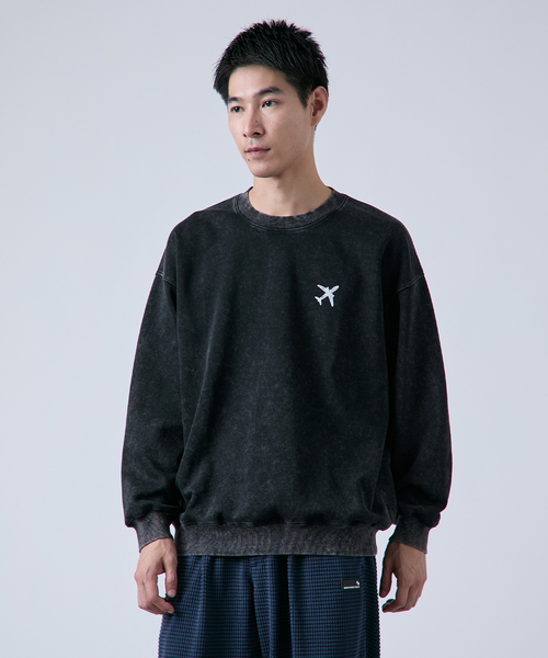 B.C STOCK(ベーセーストック)の「RINKUU ピグメント加工 クルーネックスウェット(スウェット・メンズ・ブラック/ベージュ/ネイビー・MEDIUM/LARGE)」の5枚目の写真