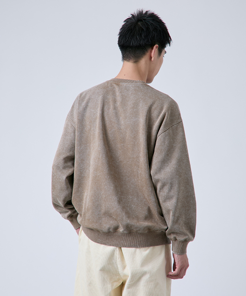 B.C STOCK(ベーセーストック)の「RINKUU ピグメント加工 クルーネックスウェット(スウェット・メンズ・ブラック/ベージュ/ネイビー・MEDIUM/LARGE)」の11枚目の写真