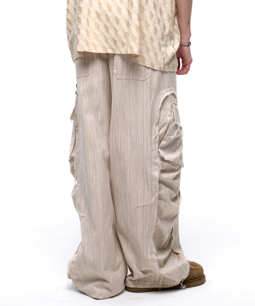 RSSC(アールエスエスシー)の「WRINKLE MIXED STRIPE CARGO PANTS - BEIGE(スウェットパンツ・レディース・その他・1/2)」の3枚目の写真