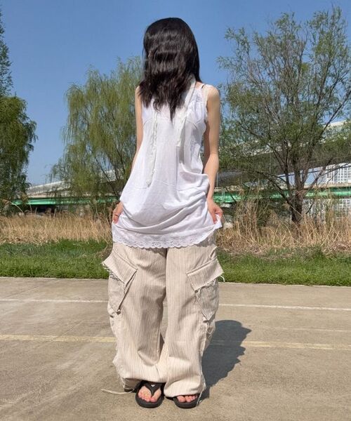RSSC(アールエスエスシー)の「WRINKLE MIXED STRIPE CARGO PANTS - BEIGE(スウェットパンツ・レディース・その他・1/2)」の10枚目の写真