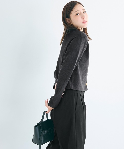 coca(coca)(コカ)の「金ボタンニットカーディガン(カーディガン/ボレロ・レディース・アイボリー/チャコール・L/M/S)」の4枚目の写真