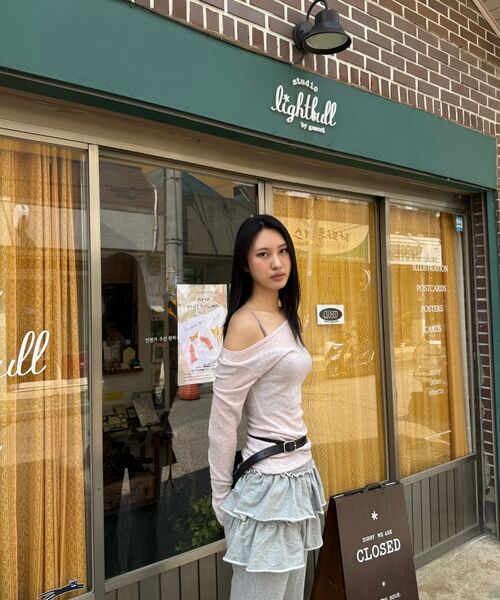 CHICKS(チックス)の「LTT サイドリボンT 4色(Tシャツ/カットソー・レディース・スカイブルー/アイボリー/ピンク/チャコール・FREE)」の21枚目の写真