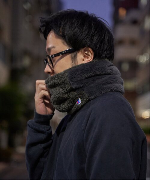 Champion(チャンピオン)の「Champion 2フェイスネックウォーマー(マフラー・メンズ・アイボリー/グレイッシュベージュ/チャコール/ダークブラウン・FREE)」の3枚目の写真