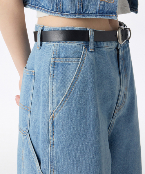 MUSINSA STANDARD WOMAN（ムシンサスタンダードウーマン）の「ウィメンズカーペンターバミューダデニムパンツ[ライトインディゴ]（デニムパンツ・レディース・その他・30/28/29/26/27/24/25）」の4枚目の写真