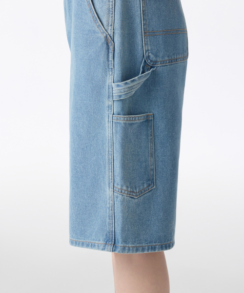 MUSINSA STANDARD WOMAN（ムシンサスタンダードウーマン）の「ウィメンズカーペンターバミューダデニムパンツ[ライトインディゴ]（デニムパンツ・レディース・その他・30/28/29/26/27/24/25）」の6枚目の写真