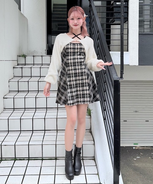 NOMAE(ノーマエ)の「シャギーボレロミニチェックワンピース(ワンピース・レディース・ベージュ/ブラック/ブラウン・FREE)」の21枚目の写真