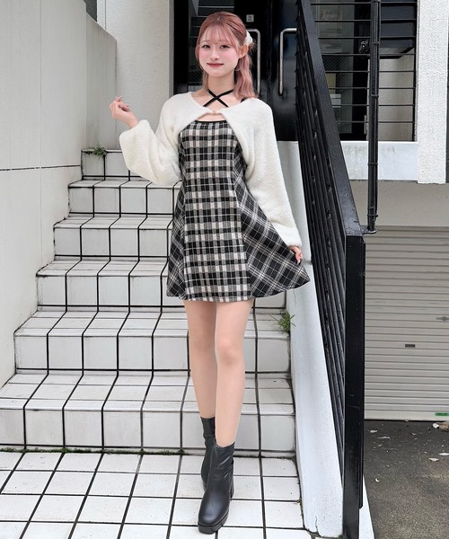 NOMAE(ノーマエ)の「シャギーボレロミニチェックワンピース(ワンピース・レディース・ベージュ/ブラック/ブラウン・FREE)」の22枚目の写真