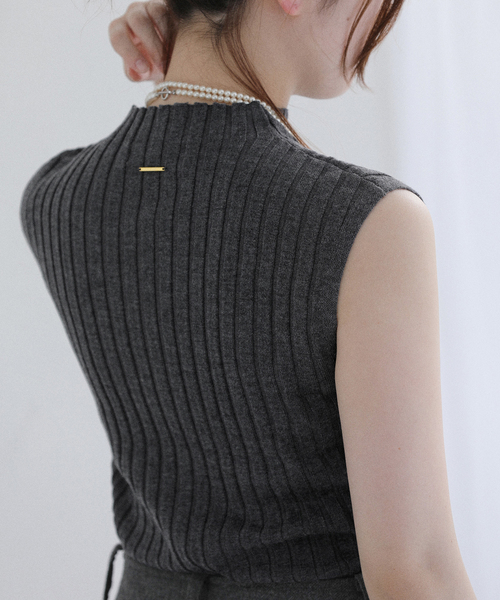 La TOTALITE(ラトータリテ)の「《追加2》バイカラーアンサンブルカーディガン(アンサンブル・レディース・チャコールグレー・FREE)」の9枚目の写真