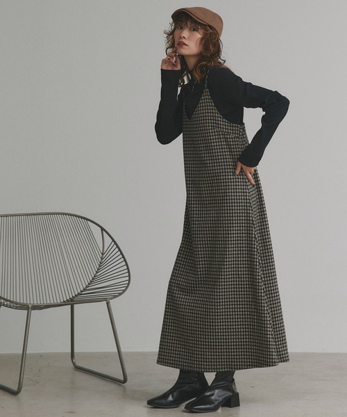 ad thie(アドティエ)の「リボン付き チェック キャミワンピース(ワンピース・レディース・ブラック/ネイビー/ベージュ・FREE)」の13枚目の写真