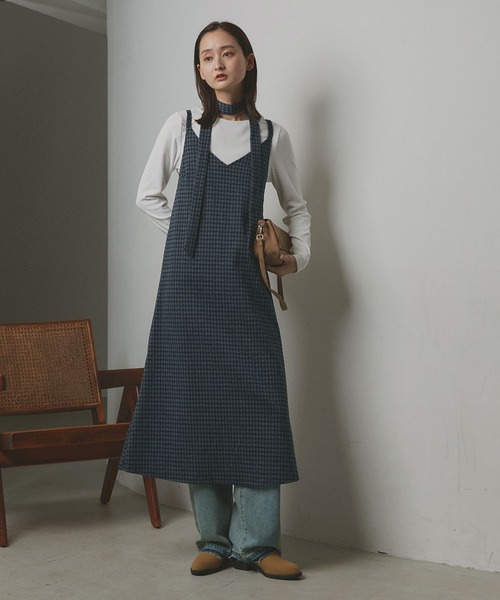 ad thie(アドティエ)の「リボン付き チェック キャミワンピース(ワンピース・レディース・ブラック/ネイビー/ベージュ・FREE)」の18枚目の写真