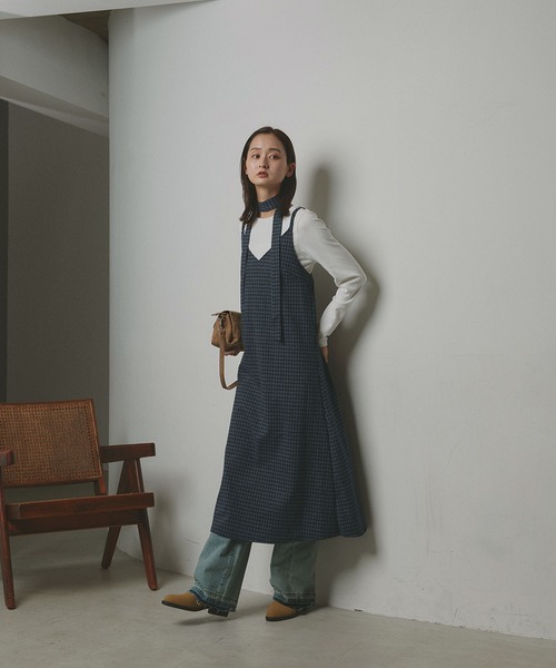 ad thie(アドティエ)の「リボン付き チェック キャミワンピース(ワンピース・レディース・ブラック/ネイビー/ベージュ・FREE)」の19枚目の写真