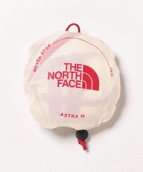 THE NORTH FACE(ザノースフェイス)の「THE NORTH FACE/ザ・ノース・フェイス エコバッグ アストラ M ショルダーバッグ 8L NM82504(エコバッグ/サブバッグ・メンズ・ホワイト×グリーン/ホワイト×レッド/ホワイト×ブラック・FREE)」の9枚目の写真
