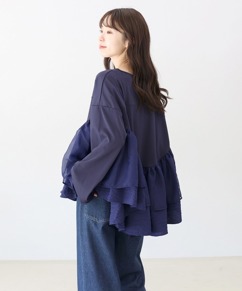 Aletta vita(アレッタビータ)の「異素材切替フリルブラウス(シャツ/ブラウス・レディース・ネイビー/ブラック・M)」の21枚目の写真