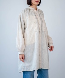 D.M.G.（ドミンゴ）の「[D.M.G / ディーエムジー] コットンリネンムラ糸シャンブレー シープスモッグワンピース（チュニック）」