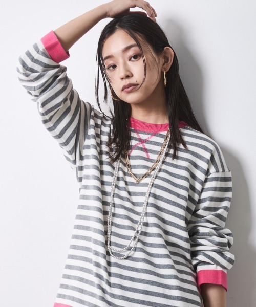 CHIC STYLE（シックスタイル）の「綿100％ボーダーニットプルオーバー＜大きいサイズ有＞シックスタイル（ニット/セーター・レディース・ブラック系/グレー系・M/L/LL/3L/4L/5L）」の2枚目の写真