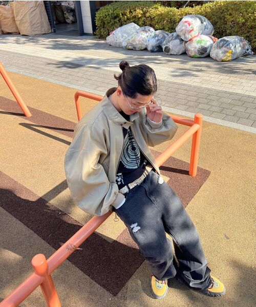 DUSTYWHITE（ダスティーホワイト）の「BLACK DESTROYED BOOTCUT DENIM PANTS（デニムパンツ・メンズ・その他・SMALL/MEDIUM/LARGE）」の2枚目の写真