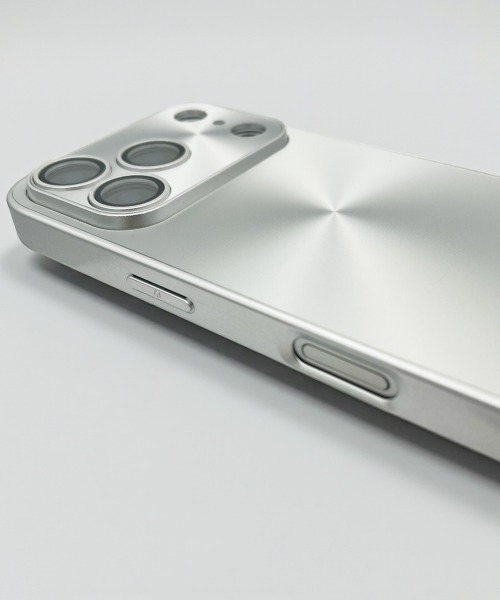 Fun & Daily(ファンアンドデイリー)の「Space Silver iPhone 16 17 Case Plus ProMax / アイフォンケース(スマホケース/カバー・レディース・シルバー/ゴールド・iPhone 16/iPhone 16 Plus/iPhone 16 Pro/iPhone 16 Pro Max/iPhone 17/iPhone 17 Pro/iPhone 17 Pro Max/iPhone Air)」の6枚目の写真