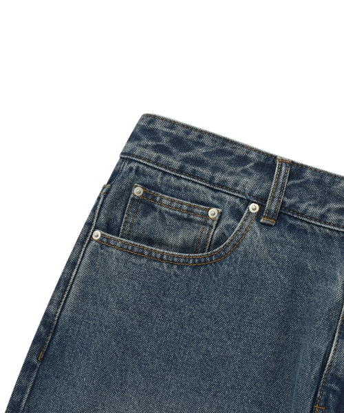 COVERNAT(カバーナット)の「デニムレギュラーパンツブルー(デニムパンツ・レディース・その他・LARGE/SMALL/X-LARGE/XX-LARGE)」の4枚目の写真