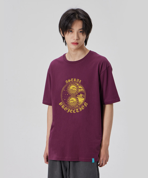 ASTRAL PROJECTION（アストラルプロジェクション）の「[ミスティックアイ]コットンルーズフィット半袖Tシャツ_プラムパープル（Tシャツ/カットソー・メンズ・その他・MEDIUM/LARGE/X-LARGE/XX-LARGE）」の2枚目の写真