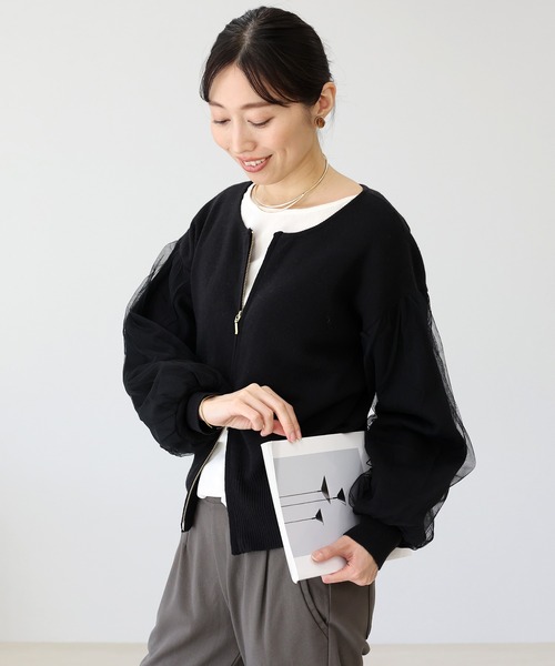 Aletta vita(アレッタビータ)の「アンチピリング袖チュールダブルジップカーディガン(カーディガン/ボレロ・レディース・ブラック/アイボリー/ネイビー・M)」の17枚目の写真