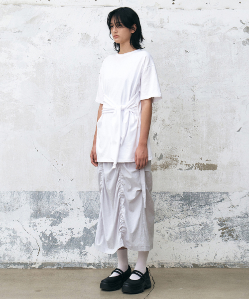 INSILENCE WOMEN(インサイレンスウーマン)の「ノーティッドオーバーサイズTシャツWHITE(Tシャツ/カットソー・レディース・その他・FREE)」の3枚目の写真
