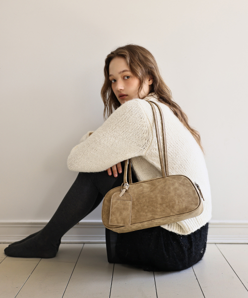 ANDNEEDS(アンドニーズ)の「Posy shoulder bag (camel)(ショルダーバッグ・レディース・その他・FREE)」の1枚目の写真