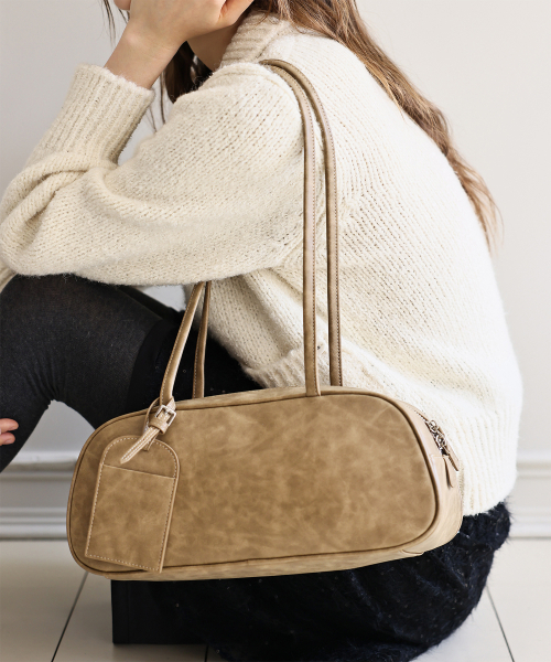 ANDNEEDS(アンドニーズ)の「Posy shoulder bag (camel)(ショルダーバッグ・レディース・その他・FREE)」の2枚目の写真