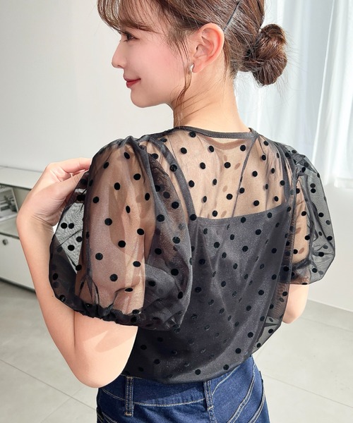 moment+(モーメントプラス)の「インナーキャミ付きフロッキードットチュールバレエコアパフスリーブ半袖シアートップス(シャツ/ブラウス・レディース・ブラック/アイボリー・L/M)」の21枚目の写真