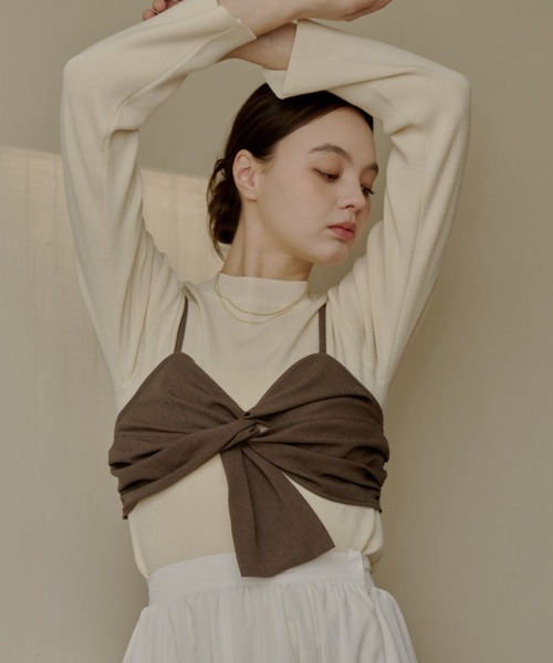 OLUN（オルン）の「cross design bustier/クロスデザインビスチェ