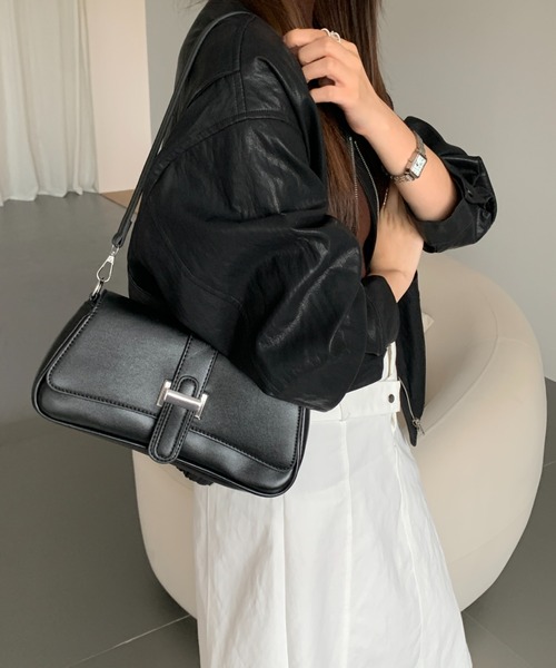 LETee(レティー)の「合皮ハンドバッグ(ハンドバッグ・レディース・ワインレッド/ブラウン/アイボリー/ブラック・FREE)」の3枚目の写真
