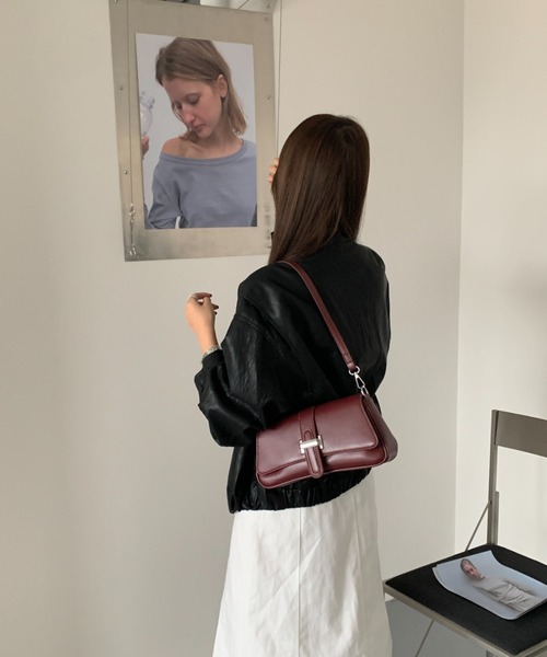 LETee(レティー)の「合皮ハンドバッグ(ハンドバッグ・レディース・ワインレッド/ブラウン/アイボリー/ブラック・FREE)」の16枚目の写真