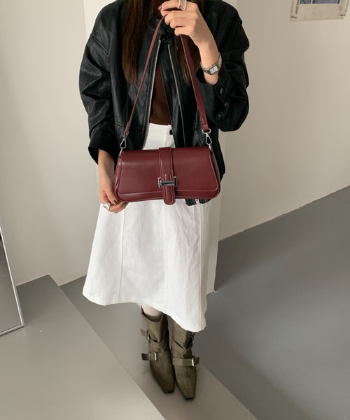 LETee(レティー)の「合皮ハンドバッグ(ハンドバッグ・レディース・ワインレッド/ブラウン/アイボリー/ブラック・FREE)」の15枚目の写真