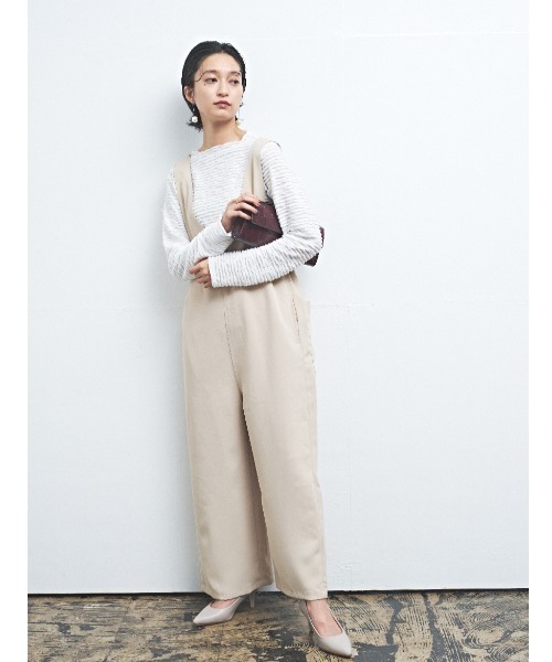 MUUNAA(ムウナ)の「ポリエステルツイルサロペットパンツ(サロペット/オーバーオール・レディース・ベージュ/ブラック・F)」の1枚目の写真