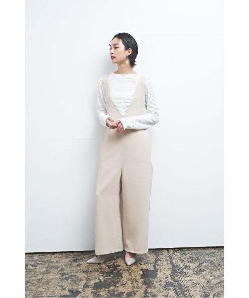 MUUNAA(ムウナ)の「ポリエステルツイルサロペットパンツ(サロペット/オーバーオール・レディース・ベージュ/ブラック・F)」の4枚目の写真